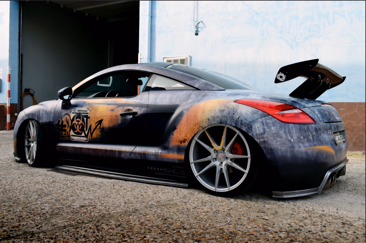 Peugeot RCZ radioactive wrap, fourth view