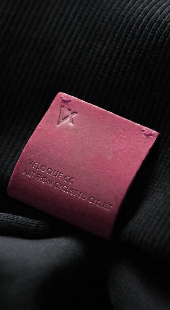 VELOQUE woven labelling on winter and street garments, inner label with monogram and garment data
